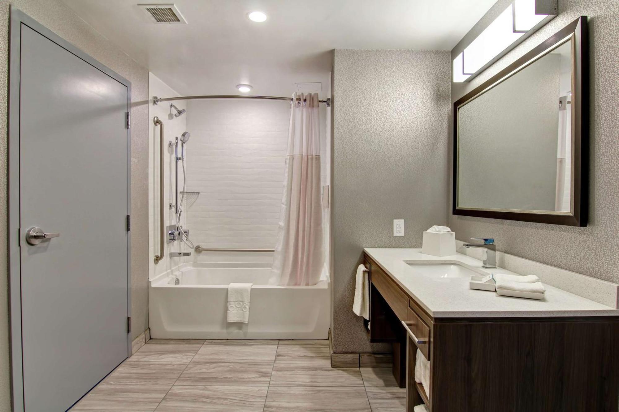 Home2 Suites By Hilton Edmonton South Kültér fotó
